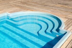 how to remove phosphates from pool