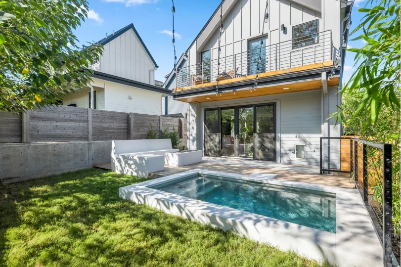 Cutters Pools-Montopolis image 1